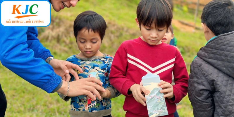 Giá trị yêu thương được lan tỏa từ món quà tết